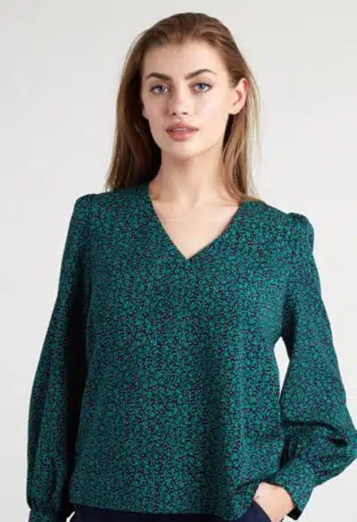 Πράσινη φλοράλ γυναικεία μπλούζα V λαιμόκοψη